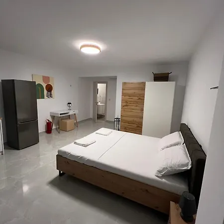 Potidea Apartments Nea Poteidaia Buitenkant foto