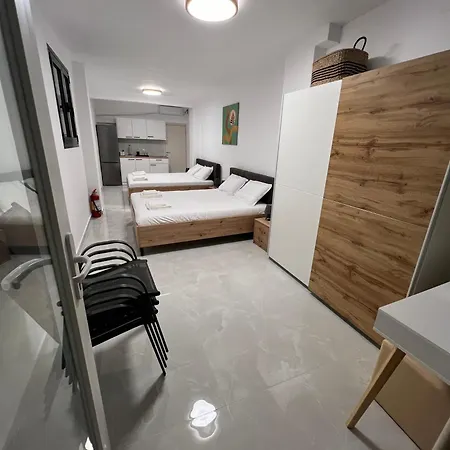 Potidea Apartments Nea Poteidaia Buitenkant foto